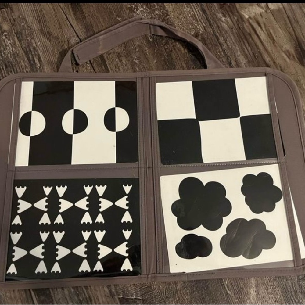 Lovevery Travel Card Holder